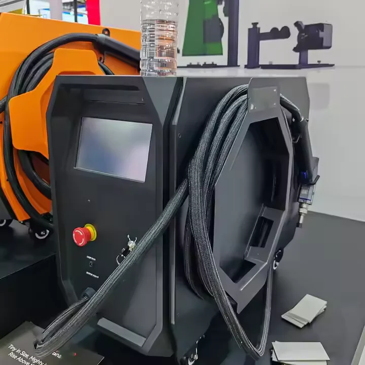 3-in-1 700W/1500W/2000W Handheld Laser Welder Machine Air Cooling with Raycus Fiber Laser Source Gear Core Component Metal