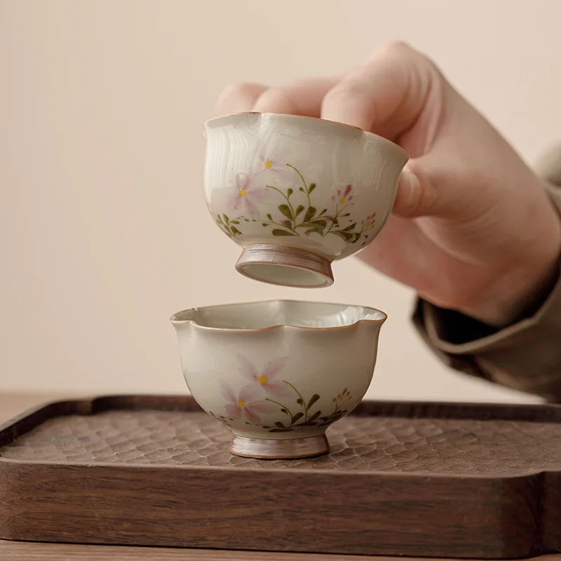 Plant ash small daisy flower bud cup drinking teacup ceramic master single cup household kung fu tea set tea