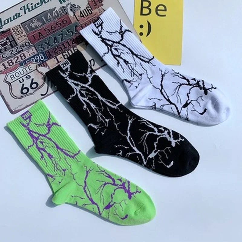 

Fun Lightning Korean Style Harajuku Skateboard Long Socks Creative Hip Hop Style Socks Unisex Street Couple Socks