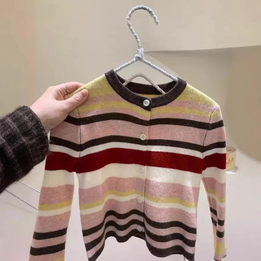 여아 2026 봄 신상 라운드넥 레트로 배색 레인보우 스트라이프 니트 스웨터 가디건 코트