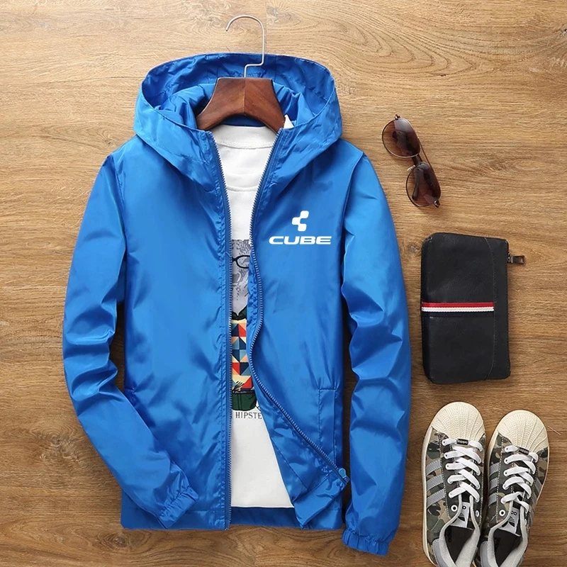 

Новинка 2024, мужская повседневная куртка-бомбер на молнии с капюшоном и буквенным принтом, модная ветровка с кубиками