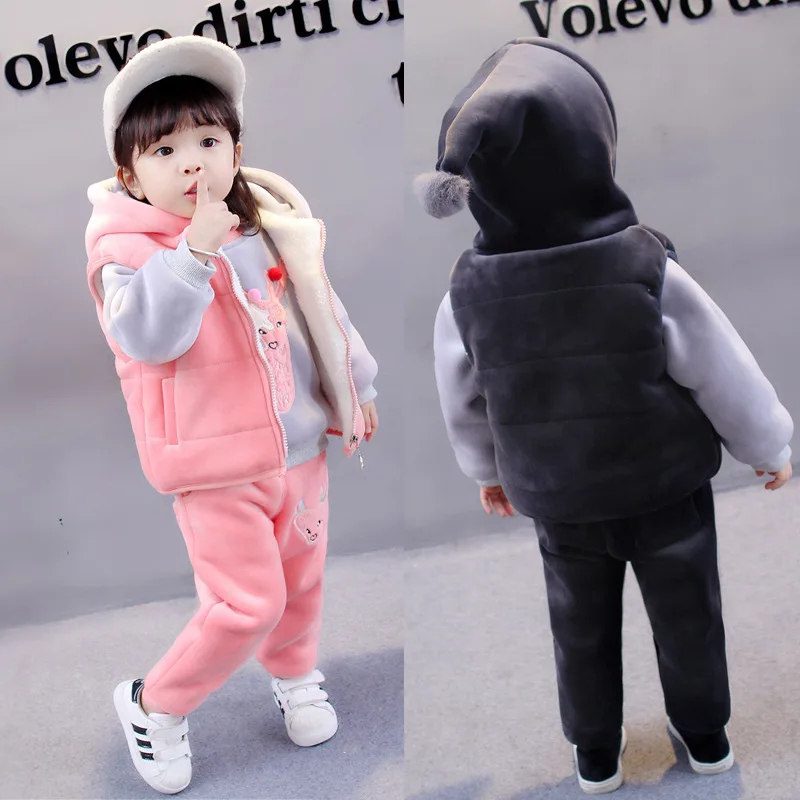 baby's complete set of clothing Baby clothes 0-4 years old winter plus velvet thick warm suit boy and girl cartoon cute clothing hooded sweater 3-piece set Baby Clothing Set best of sale