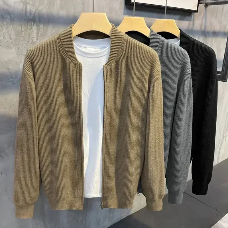 thumbnail image 1 of Suéteres de punto con bolsillos para hombre, cárdigan con cuello en V, ropa para hombre, sudadera de talla grande de moda coreana, tendencia de invierno 2024 A, 1 of 5