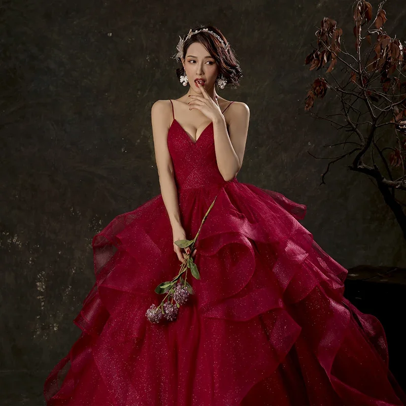 Spaghetti Strap Vestidos Shinny Quinceanera Dresses Classic V-neck Ball Gown Party Dress Plus Size Formal Gown