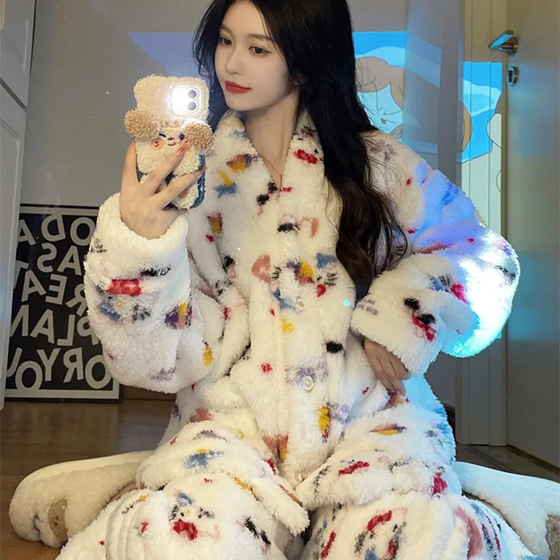 

Kawaii Sanrioed Hellokittyed осень и зима новая искусственная одежда Симпатичная мультяшная утепленная Пижама подарок на Хэллоуин