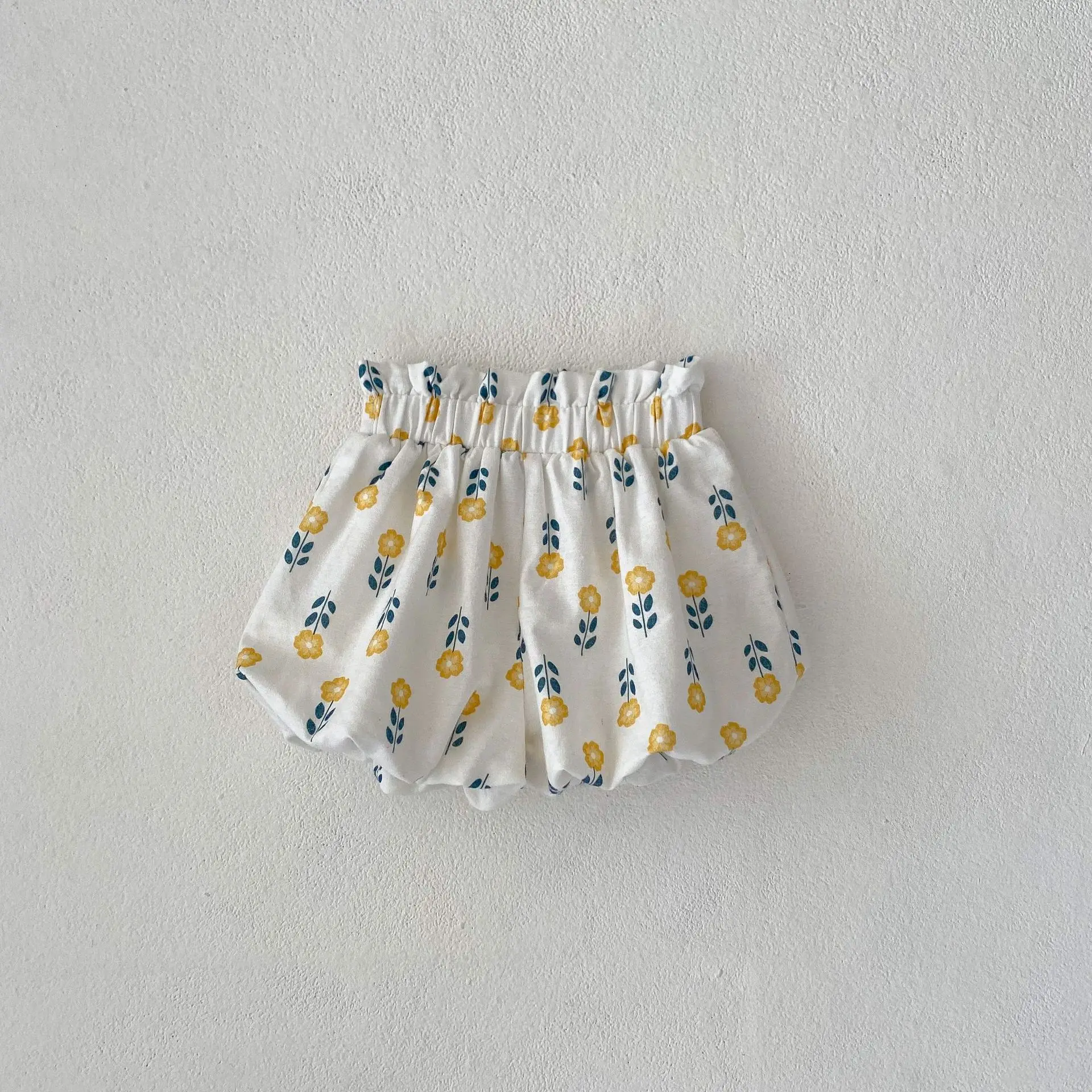 

2024 Spring Summer New Girl Baby Sweet Flower Fashion Beach Shorts Children All-match Thin Short Pants Kid Vacation Casual Pants