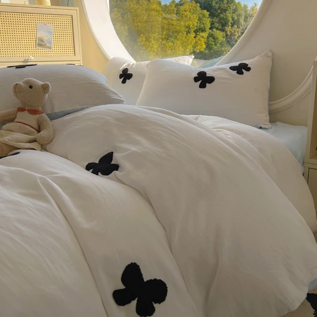 Ensemble de housse de couette 3 pièces (1 * housse de couette + 2 * taie d'oreiller, sans noyau), ensemble de literie brodé en fil de nœud papillon, doux et confortable 5