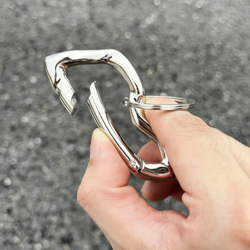 Tomahawk-Shaped Keychain Detail 5