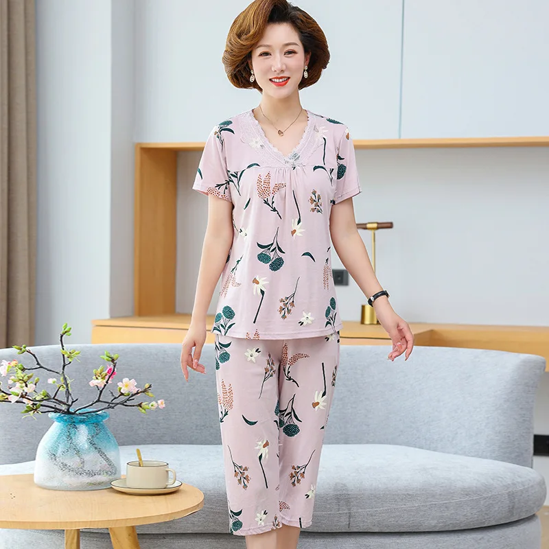 

Middle Aged Mother Pajamas Set New Printed Short Sleeve Capri Pants Suit Plus Size Cotton Sleeping Pyjamas Women Nightwear M-3XL