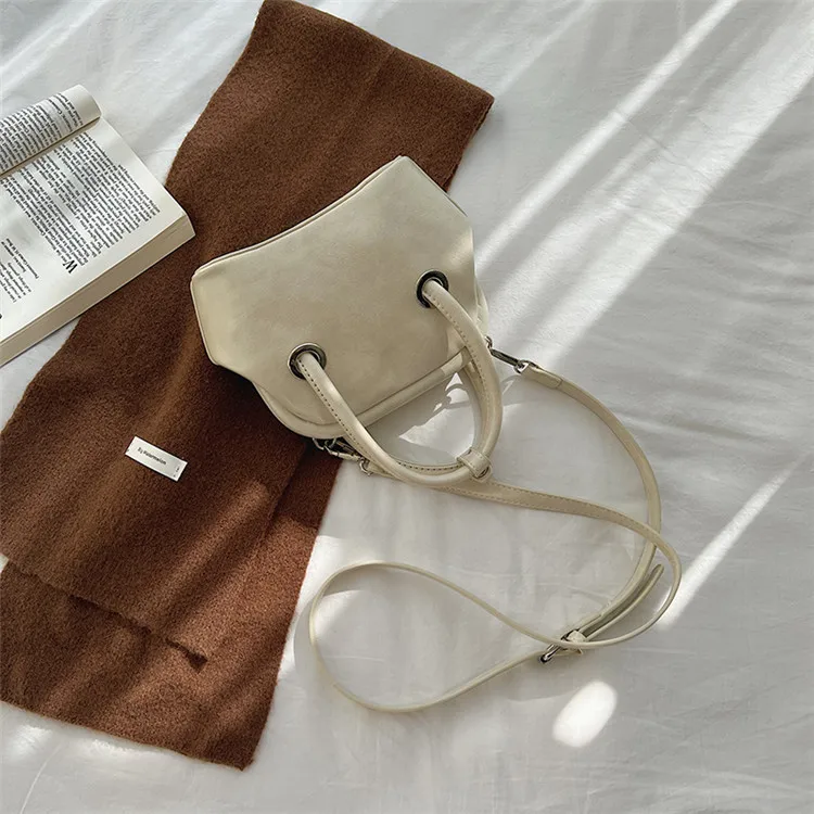 Noes Logo Luxury Brand Tote Bag Women's Shoulder Crossbody Bag Fashion Vintage Oil Wax Leather Clip Bag