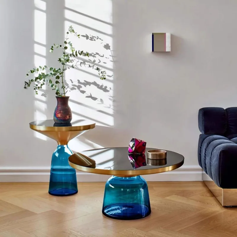 Virelle round tempered-glass table - image 2