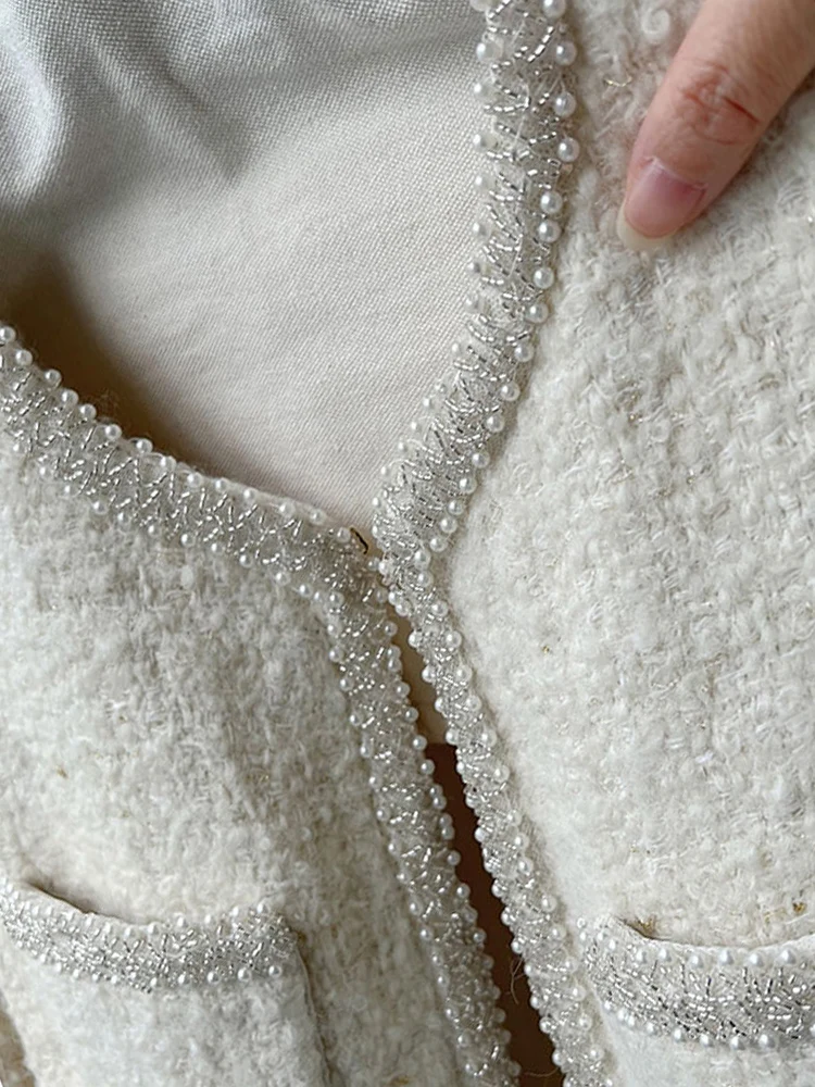 High-End Wool Tweed Beaded White Goose Down Jacket Women's 2023 Winter New Short Baggy Coat Elegant Long Sleeve Down Coats