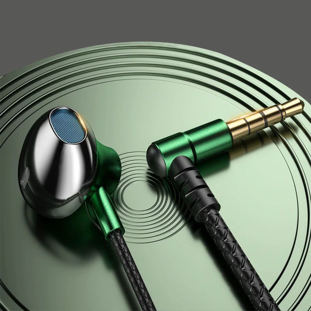 Cuffie in-ear cablate con microfono e spinotto a 90 gradi per sport_voghion.com