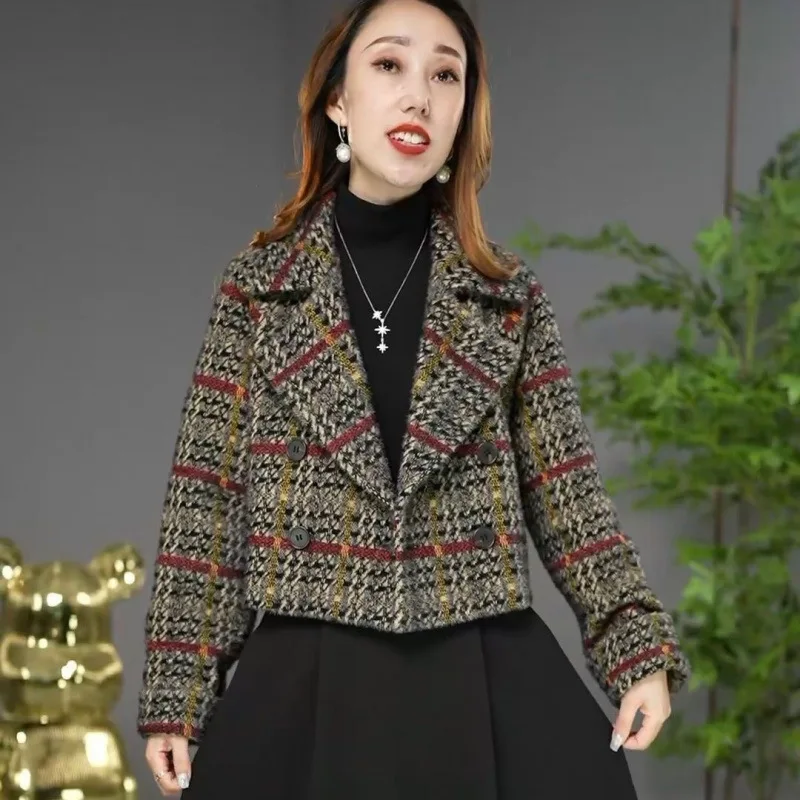 Plus Size British Style Plaid Short Coat Women's Warmth Fashionable Autumn Winter New Arrival High Quality Slimming Versatile... - Image 3