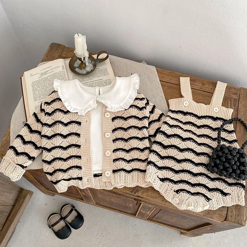 

Autumn Baby Knitted Romper Sweater Newborn Striped Sleeveless Romper Knit Long Sleeve Cardigan Hollow Out Playsuit Jumpsuits
