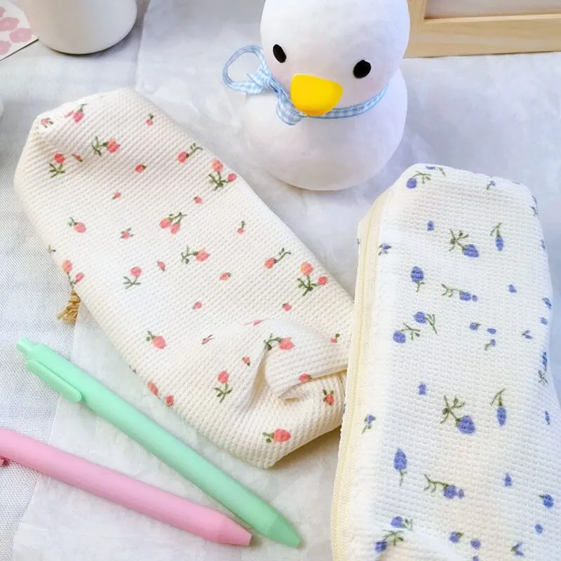 Pencil Case Kawaii Floral Fresh Style Small Flowers Pencil Bag Cute Simple Pen Bag Storage Bags School Supplies Stationery Gift