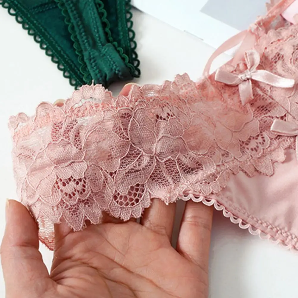 Women White Sexy Lace Panties Low-waist Underwear Thong Female G String Breathable Lingerie Temptation Embroidery Intimates