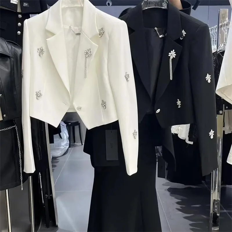 2025 Spring Women Long Sleeve Suit Short Coat Design Sense Heavy Industry Diamond studded Beads Wide Shoulders Irregular Suit