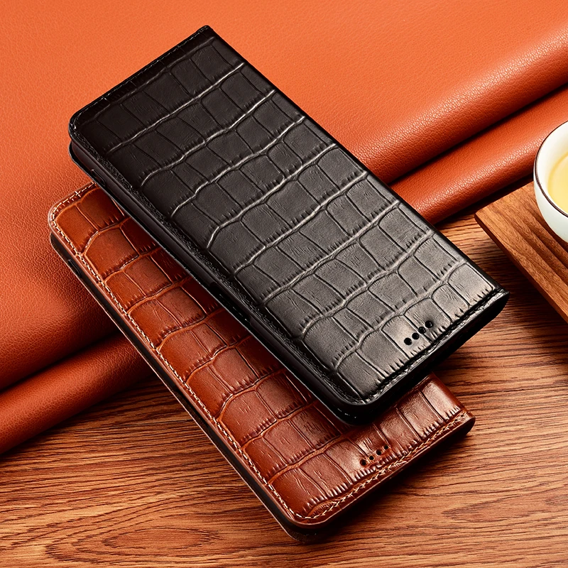Bamboo Knot Pattern Genuine Leather Flip Phone Case in Cowhide
