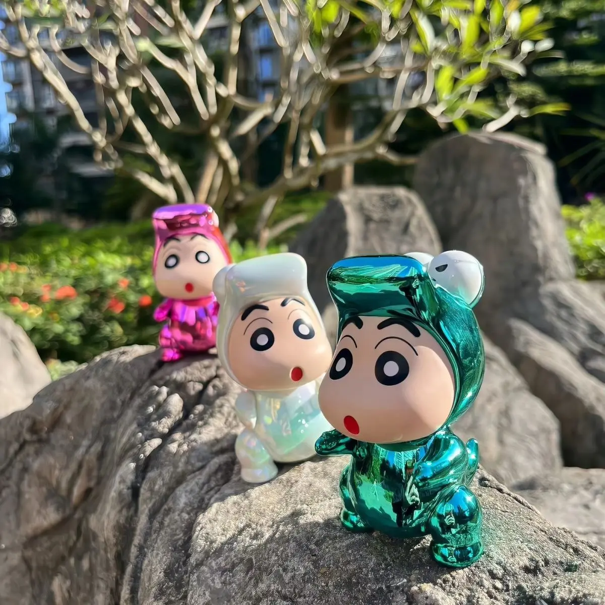 

High Quality Crocodile Mountain Crayon Shin-chan Trendy Doll Handmade Electroplated Colorful Cartoon q-version Decorative Gift