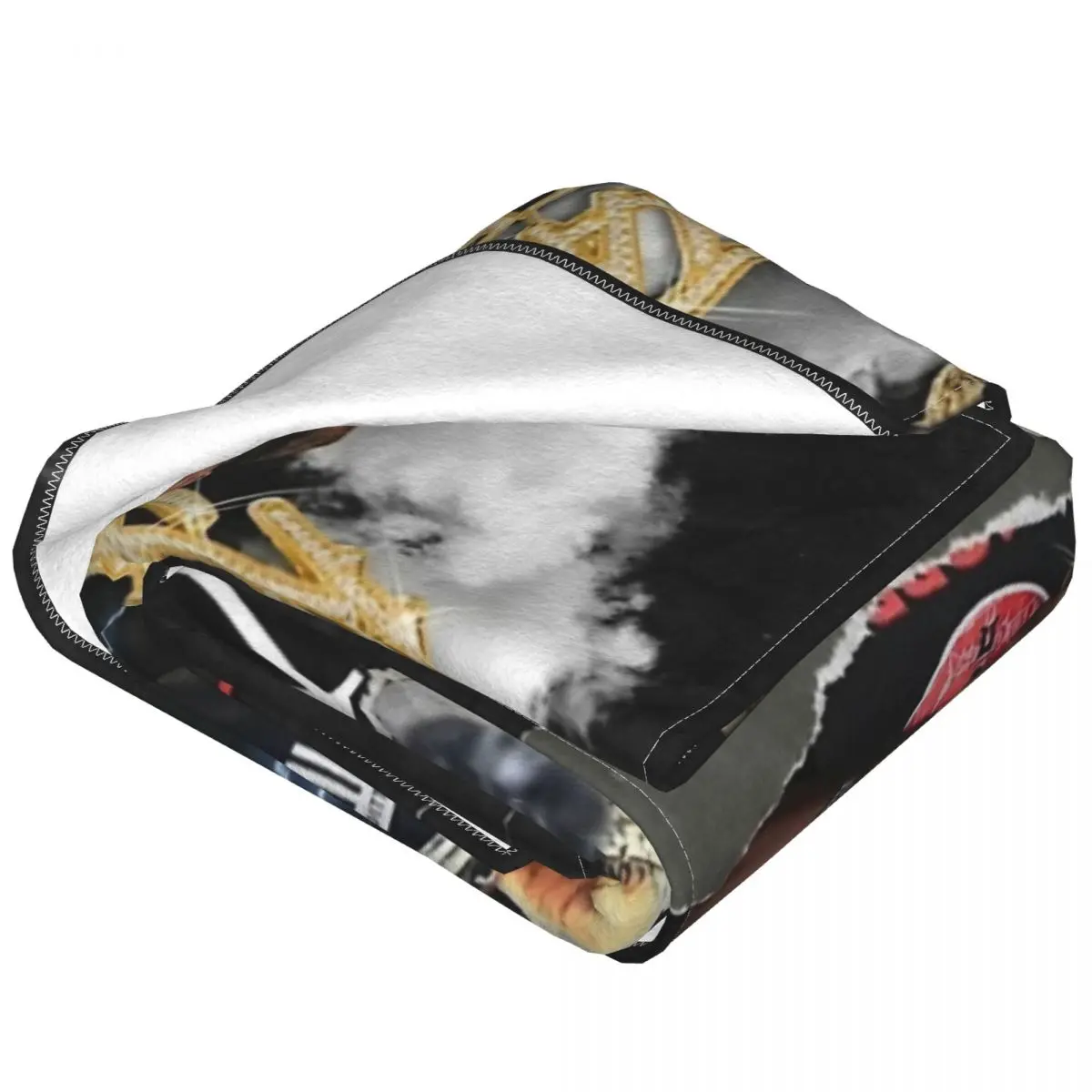 ���� ���� Anuel AA �ø��� ���, ���� ���� ħ�� ������� ����ִ� ������ ���