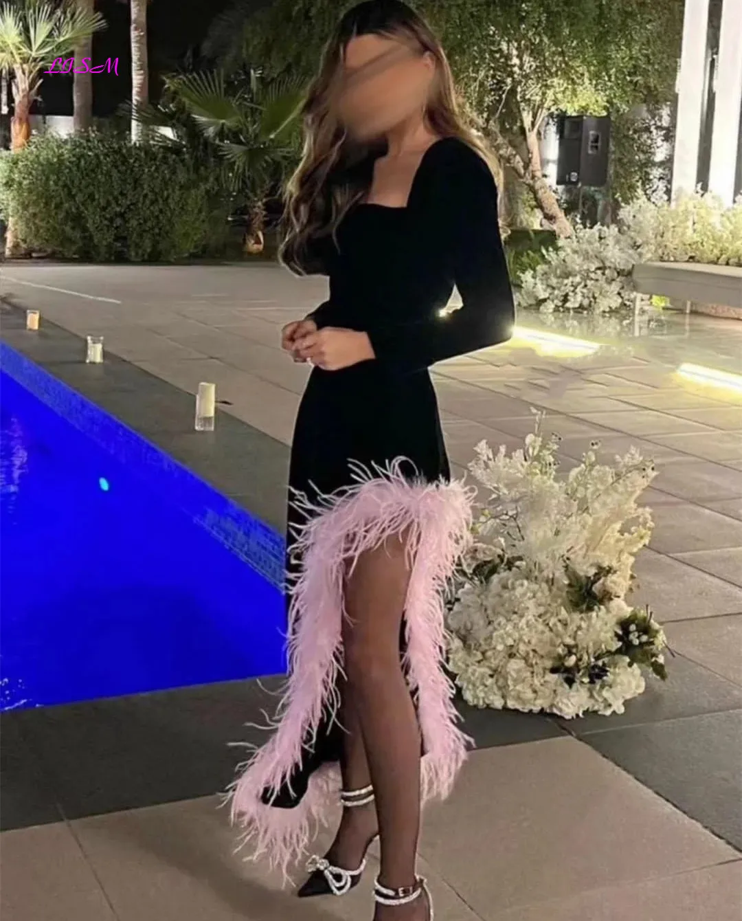 Elegante Schwarz Velour Abendkleider Langarm Asymmetrische mit Feder Cocktail Kleider Quadrat Kragen Dame Hochzeit Party Kleid