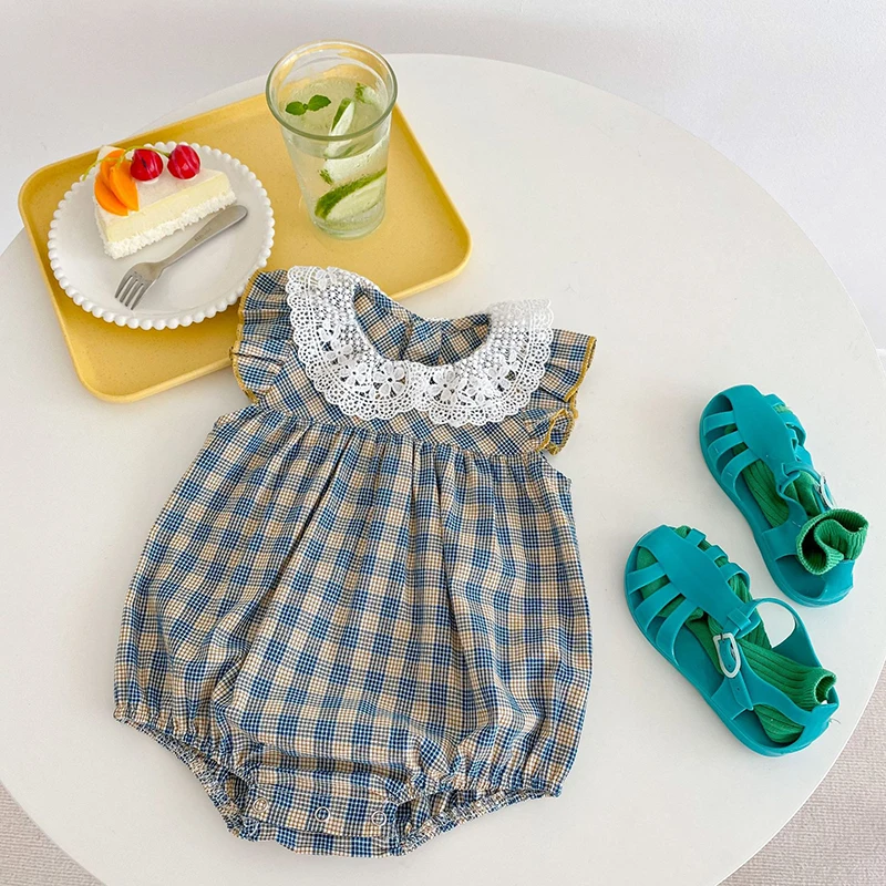 

Fahion Summer Baby Girls Bodysuits With Lace Cotton Plaid Toddlers Jumpsuits For Girl Infants Baby Outfits Clothes