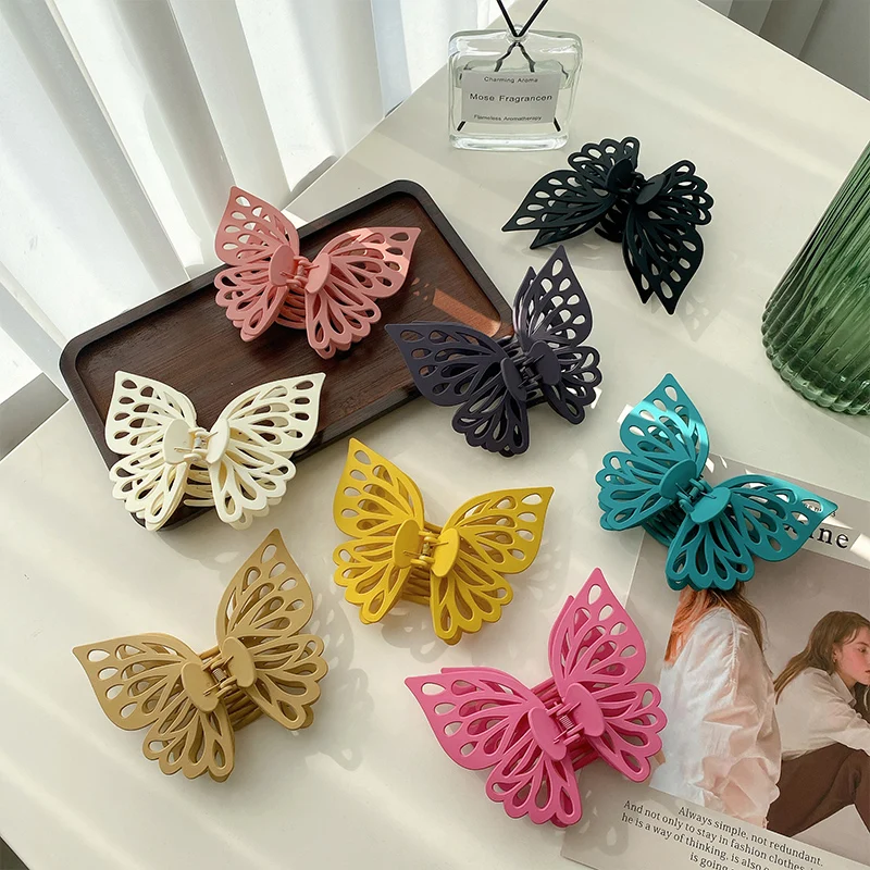 Korean Large Shark Hair Claw Clip Double-layer Hollow Butterfly Hairpin Women Grab Hair Clip for Girl Hair Accessories 2022