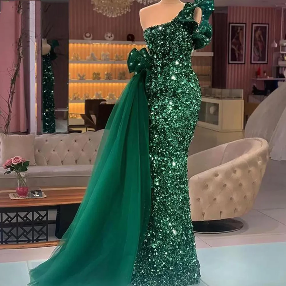 2022 Thanh Lịch Ả Rập Tối Màu Xanh Lá Cây Trang Phục Chính Thức Evening Dresses Long Lanh Sequined Một Vai Nàng Tiên Cá Prom Dress Tầng Chiều Dài Áo Choàng Evening Dresses Evening Dresses