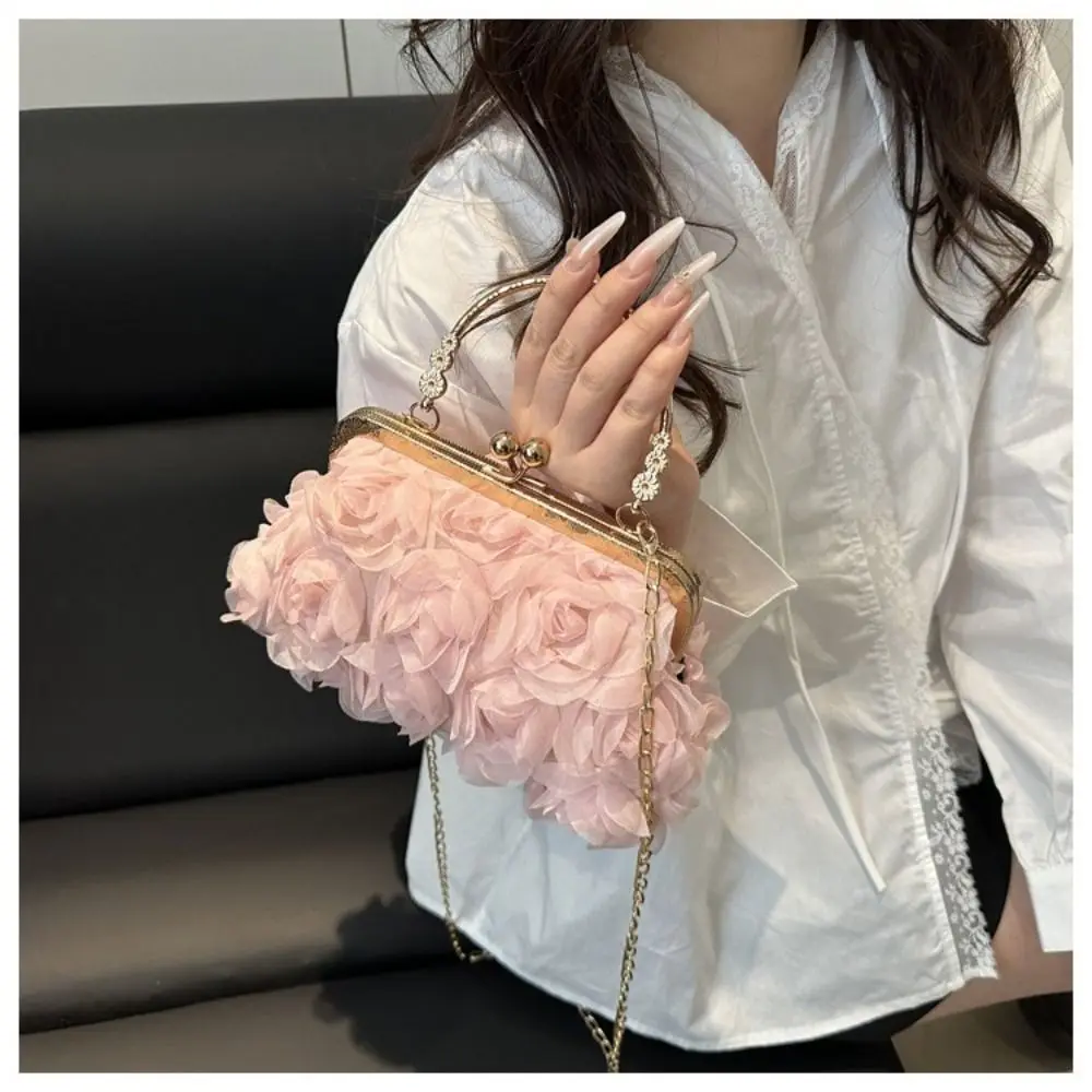 รูปสินค้า กระเป๋าแฟชั่นผู้หญิง 3D ดอกไม้ วัสดุโพลีเอสเตอร์