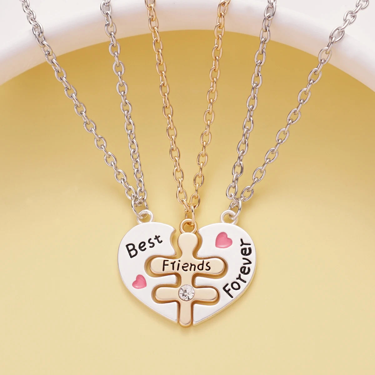 KEQAR Collane per 3, Cuore Spezzato Magnetico, Migliori Amiche Collana dell'Amicizia per Donne, Gioielli Regalo per Amiche