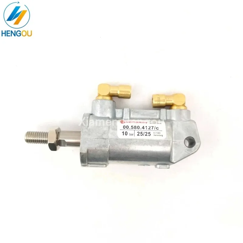 

Пневматический цилиндр 00.580.4127 D25 H25 с Медной головкой 4 мм SM74 CD74