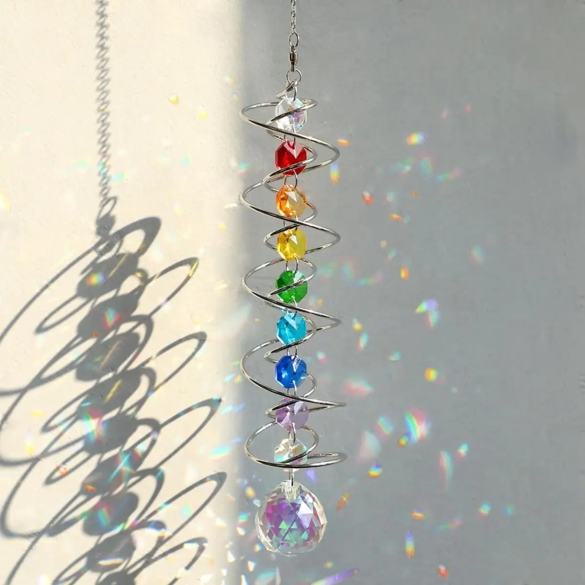Gazing Ball Spiral Tail Crystal Suncatcher, Rainbow Maker Crystal Beads Sun Catcher Indoor Window Garden Wind Chimes Outdoor