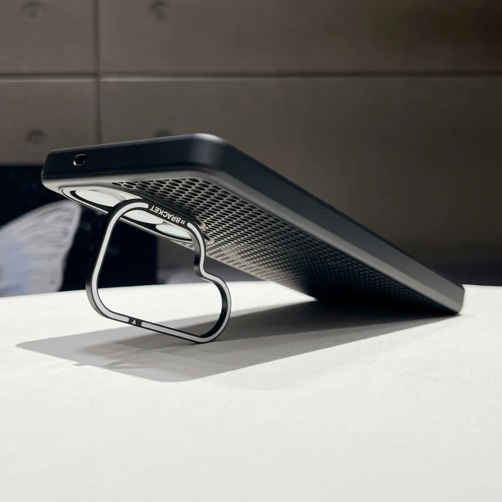 Luxury Dissipate Heat Breathable Mesh Holder Case with Magsafe Stand and Cooling Back Cover