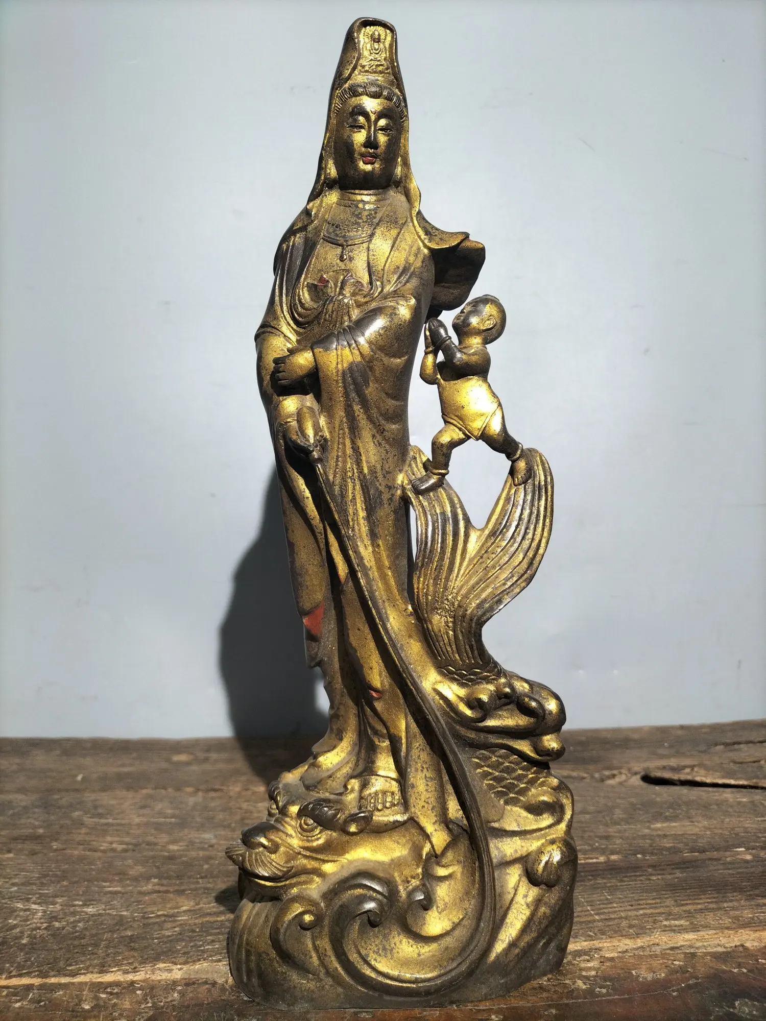 

15"Tibetan Temple Collection Old Bronze Cinnabar Muddy gold Children-Sending Guanyin Bodhisattva worship hall Town House