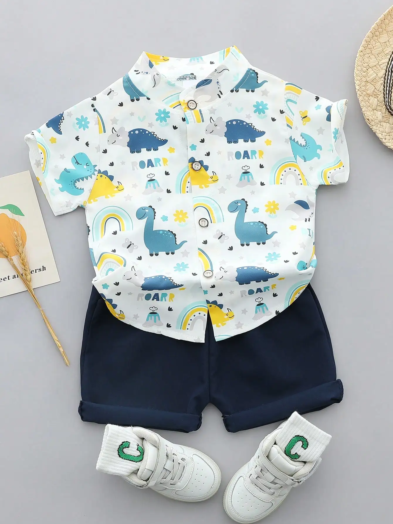 Summer sunshine dinosaur random print short-sleeved shirt and shorts set for male infants and toddlers 1