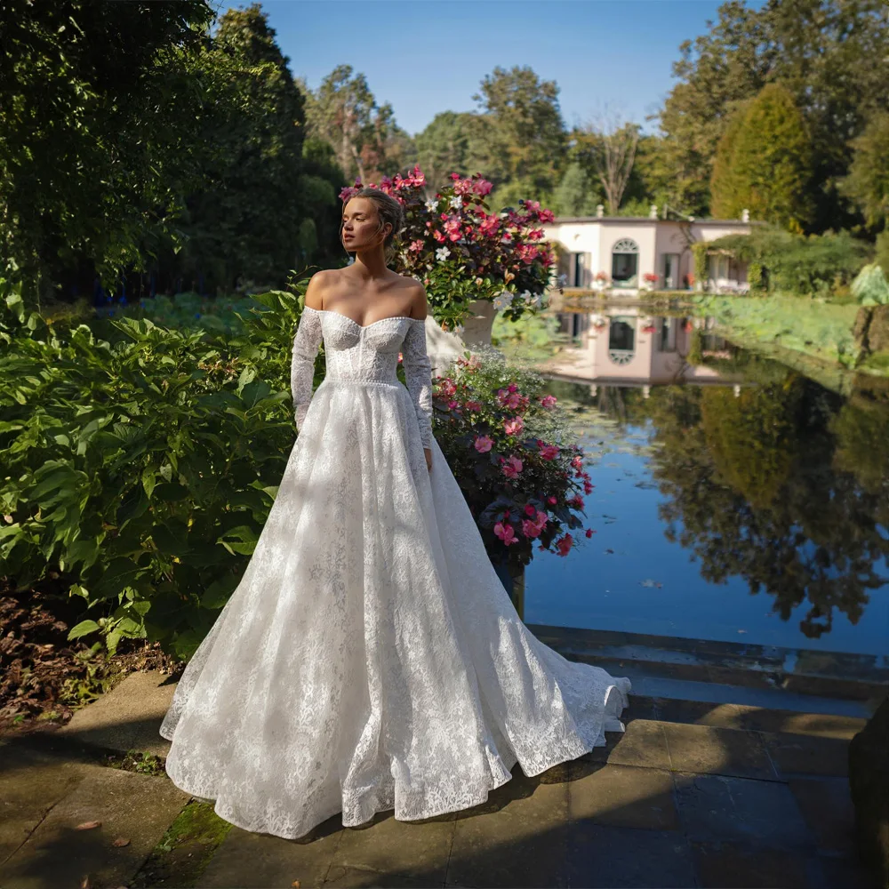 

Sweetheart Collar Lace Pleated Wedding Dress with Long Sleeve for Bride A-line Court Lace up Wedding Gown فستان الزفاف