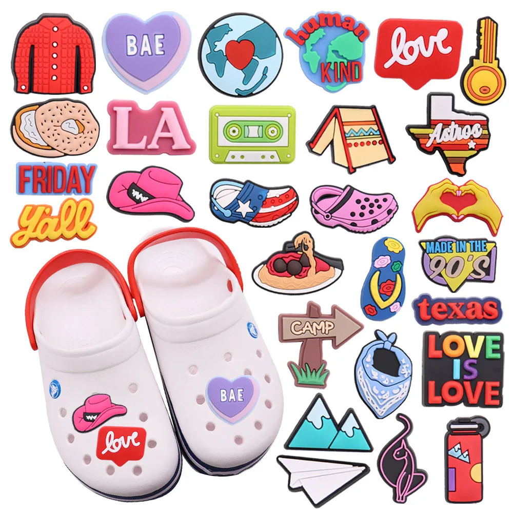 

Mix 50PCS PVC Croc Jibz Earth Paper Airplane Hat Doughnut Key Mount LA Love Is Love Sandals Shoes Decoration Ornaments for Band