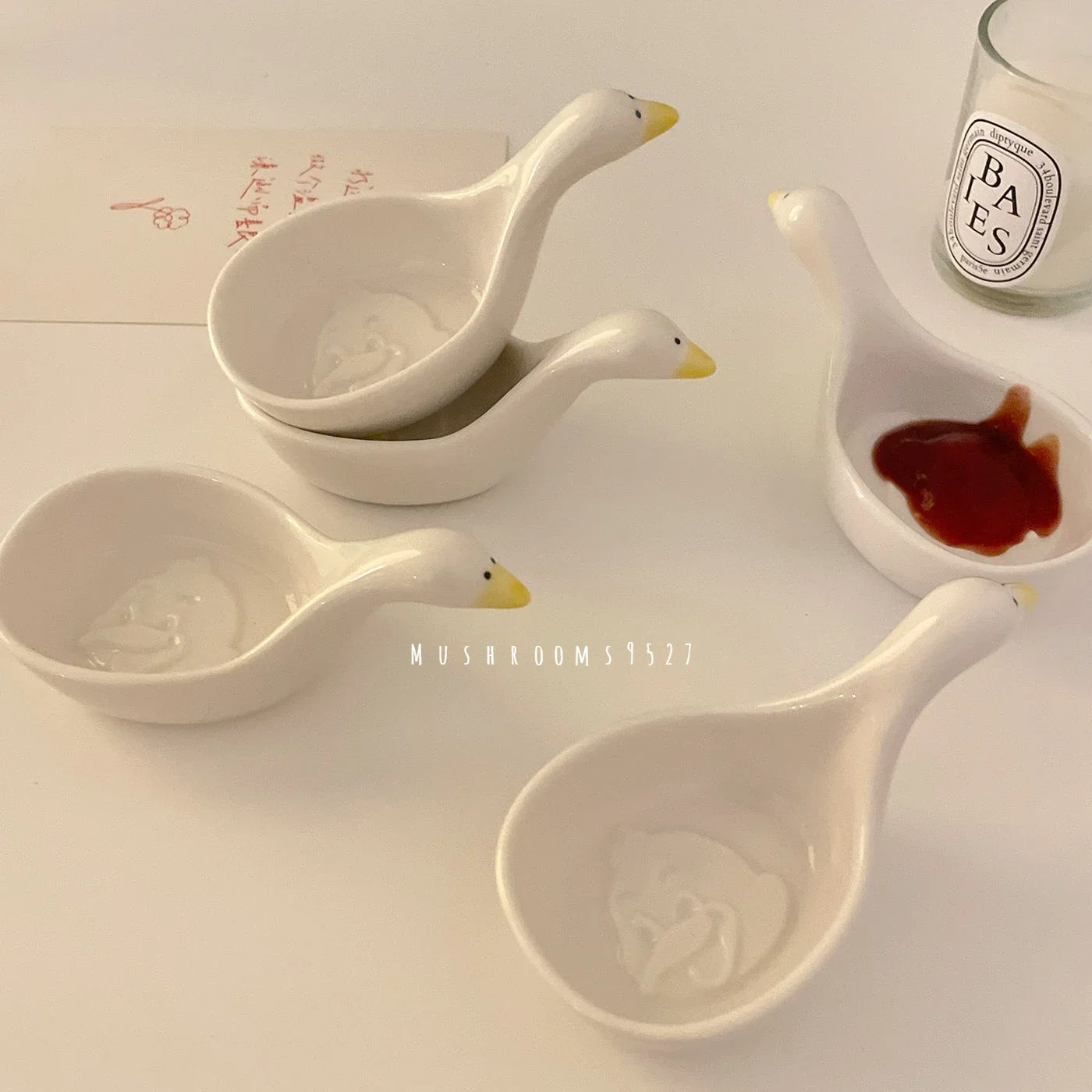 

Japanese Cute Duckling Duck Dipping Saucer Household Creative Three-dimensional Ceramic Seasoning Ketchup Oil Vinegar Dish