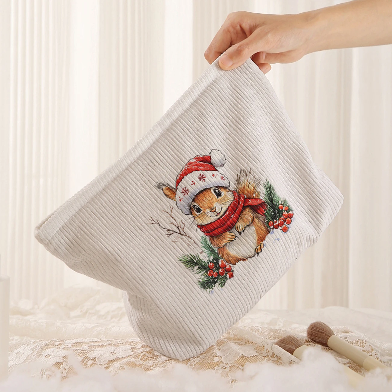1 Christmas themed corduroy makeup bag, lightweight zipper makeup storage box, multifunctional bag with lining