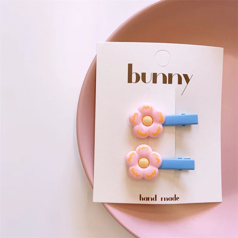2025 neue 2 teile/satz Tupfen Blumen haarspangen für Mädchen Baby süße haarklammer Kinder Blumen glänzende Seiten clips Haarschmuck mädchen – Detail 6