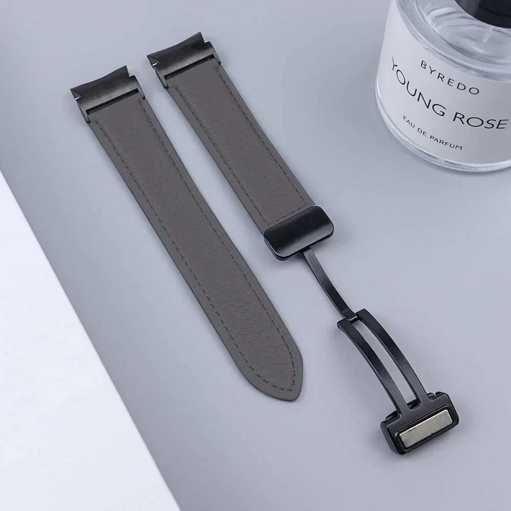 Premium No-Gaps Leather Band with Magnetic Buckle Strap