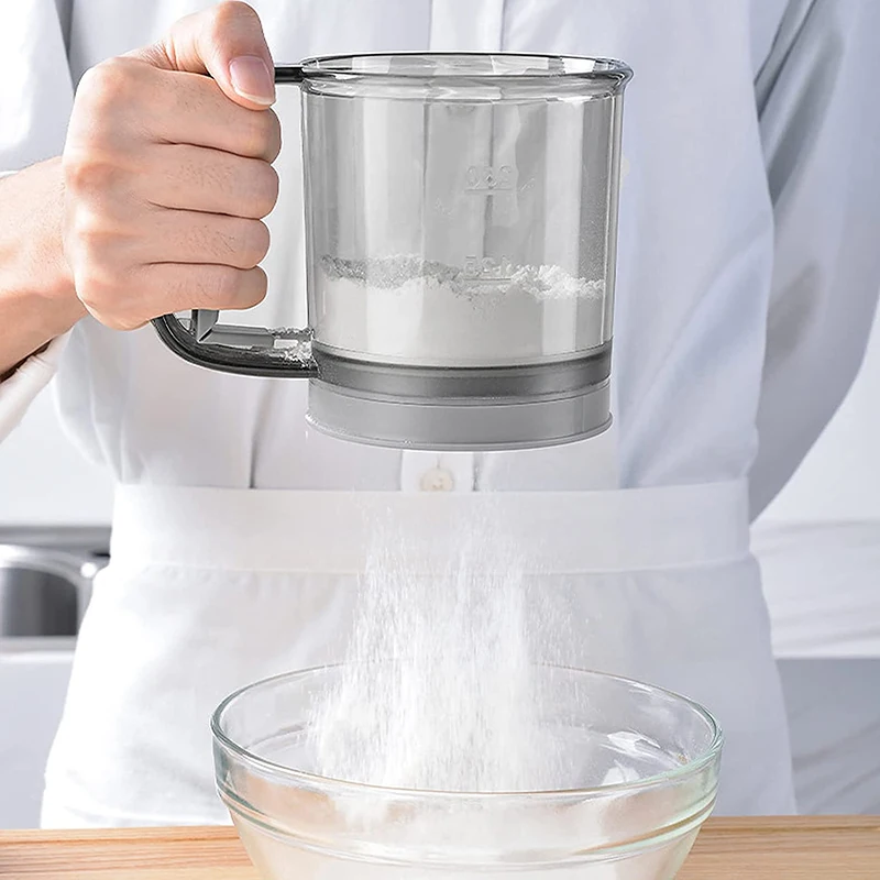 

Handheld Plastic Flour Sifter Fine Mesh Powder Flour Sieve Icing Sugar Manual Sieve Cup Kitchen Gadget Baking Pastry Tools