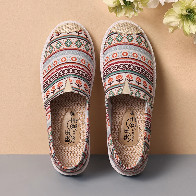 

2023 Summer Ladies Casual Comfort Bohemian Slip On Lazy Shoes Female Womens Flat Slip On Canvas Strap Loafers Straw Espadrilles