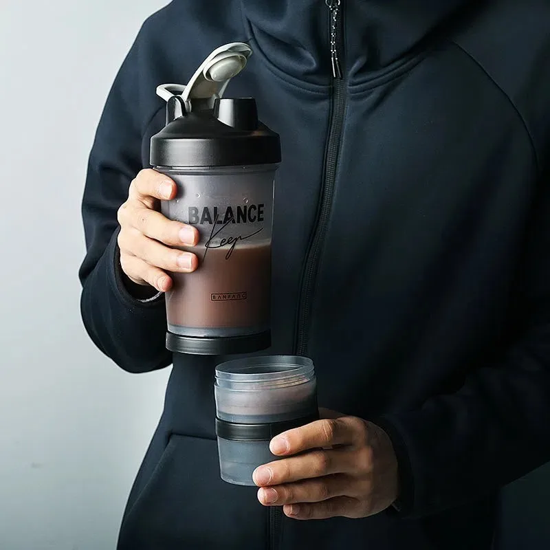 500ML Bottle Protein Powder Shake Cup 3 Layers Large Capacity Water Bottle Tumbler Portable Mixing Cup Body-Building Drinkware