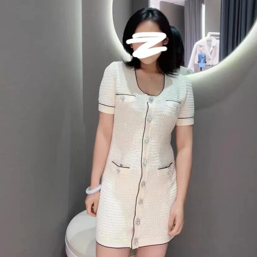 

Women's Dress 2023 Autumn and Winter New Knitted Short Sleeve Mini Robe