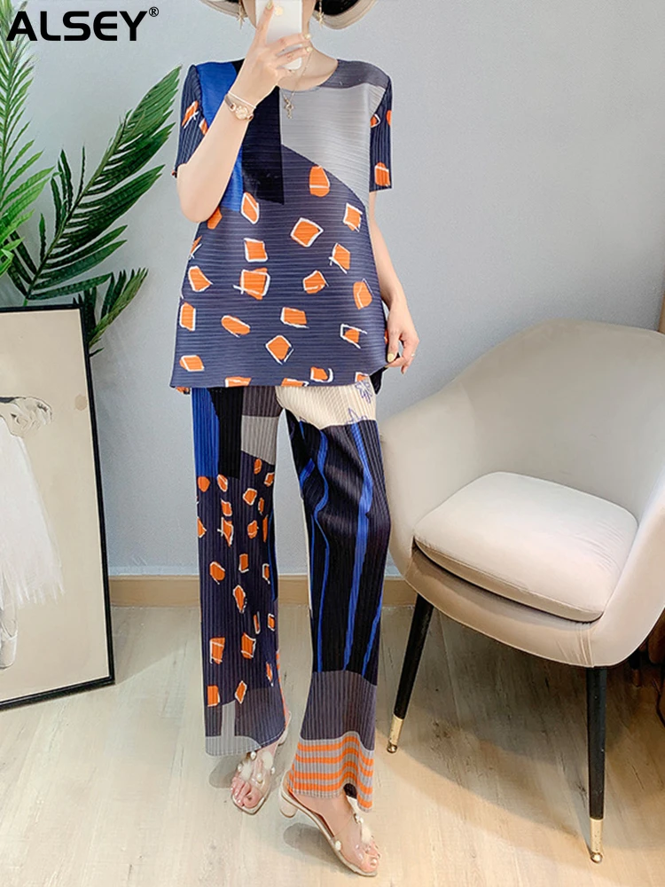 

ALSEY Miyake Women's Tops Printed Line Sense Pleated Top + Straight Casual Wide Leg Pants Two Piece Set 2023 Summer New