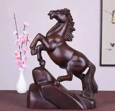 

Sandalwood carvings Achieve immediate victory Zodiac office whole wood solid rosewood home decoration statue factory direct