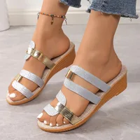 Femmes pantoufles 2025 nouvelles sandales blocage décontractées en plein air pantoufles en cuir souple semelle épaisse pente tissé chaussures de paille diapositives femmes 4