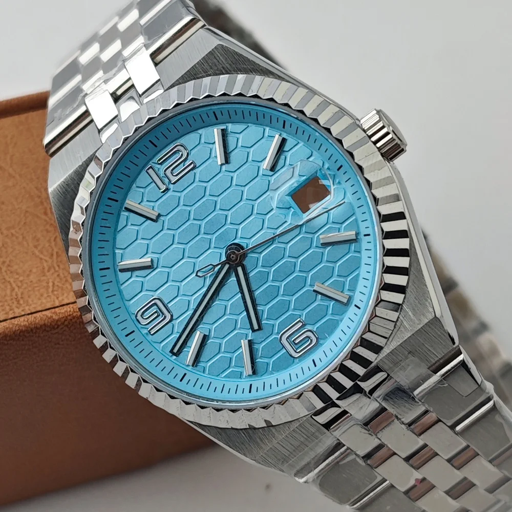 High Quality Men's Silver Case Watch with Sapphire Crystal and Full-body Mirror Dial